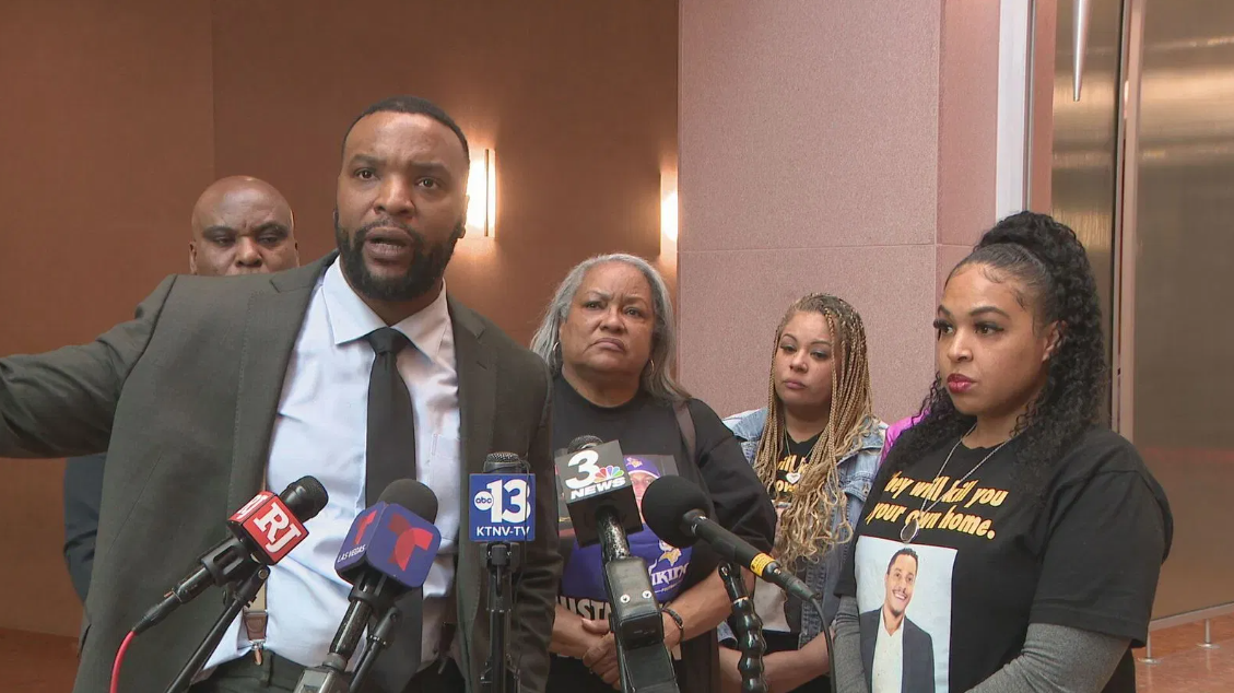 Las Vegas grand jury declines to indict officer in fatal shooting of homeowner Brandon Durham