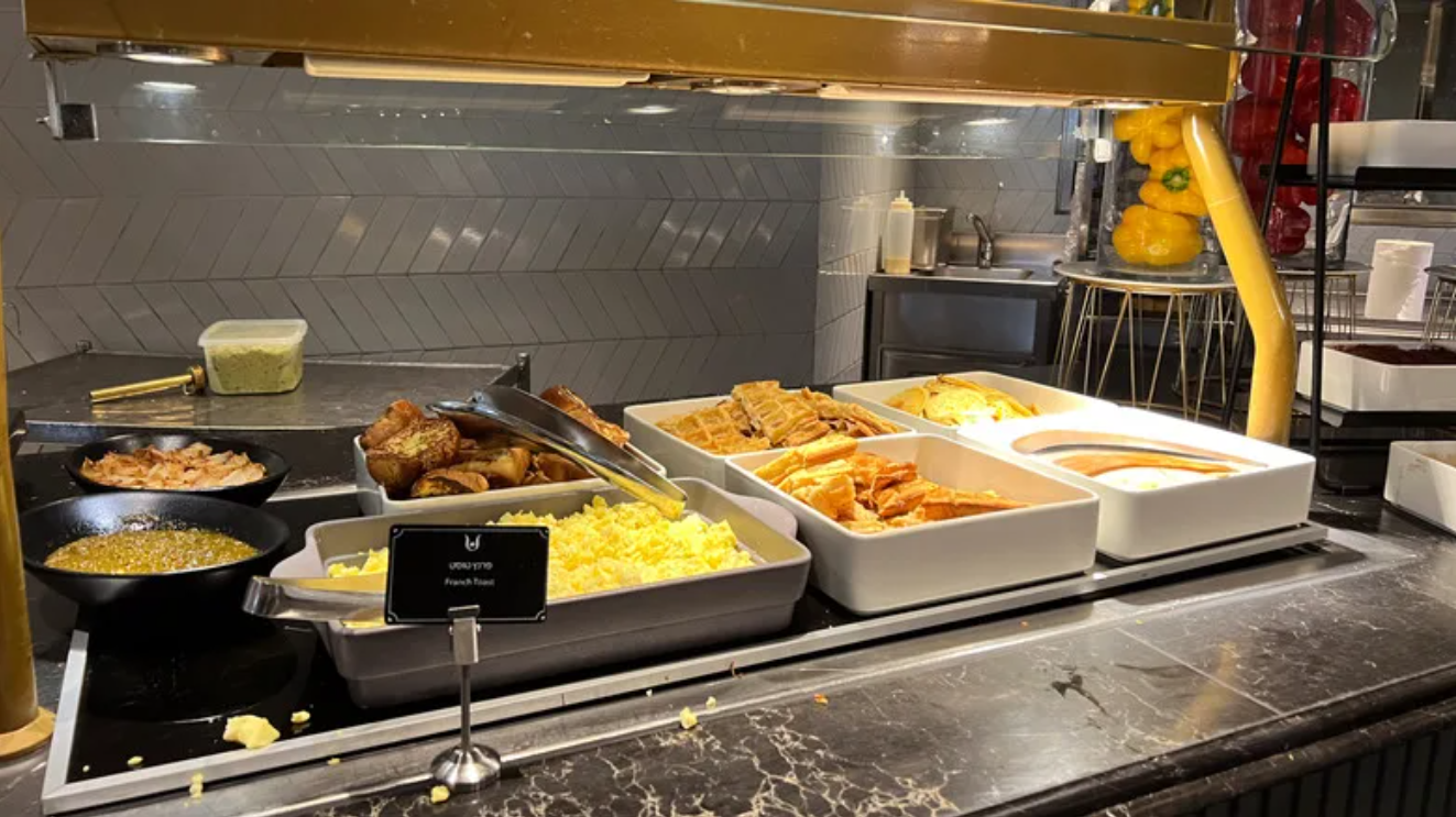 Circus Circus Buffet struggles with reputation as Strip’s lowest-rated buffet