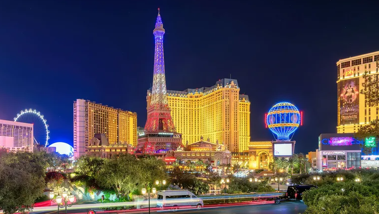 Las Vegas hotels battle steep summer slump with aggressive promotions