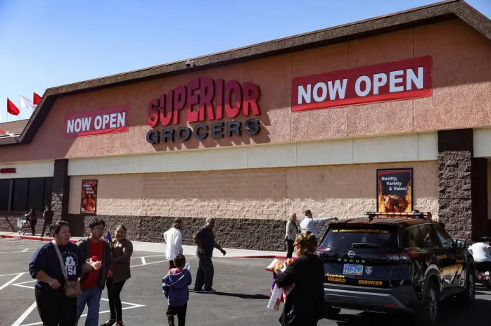 Superior Grocers expands Vegas footprint with second location