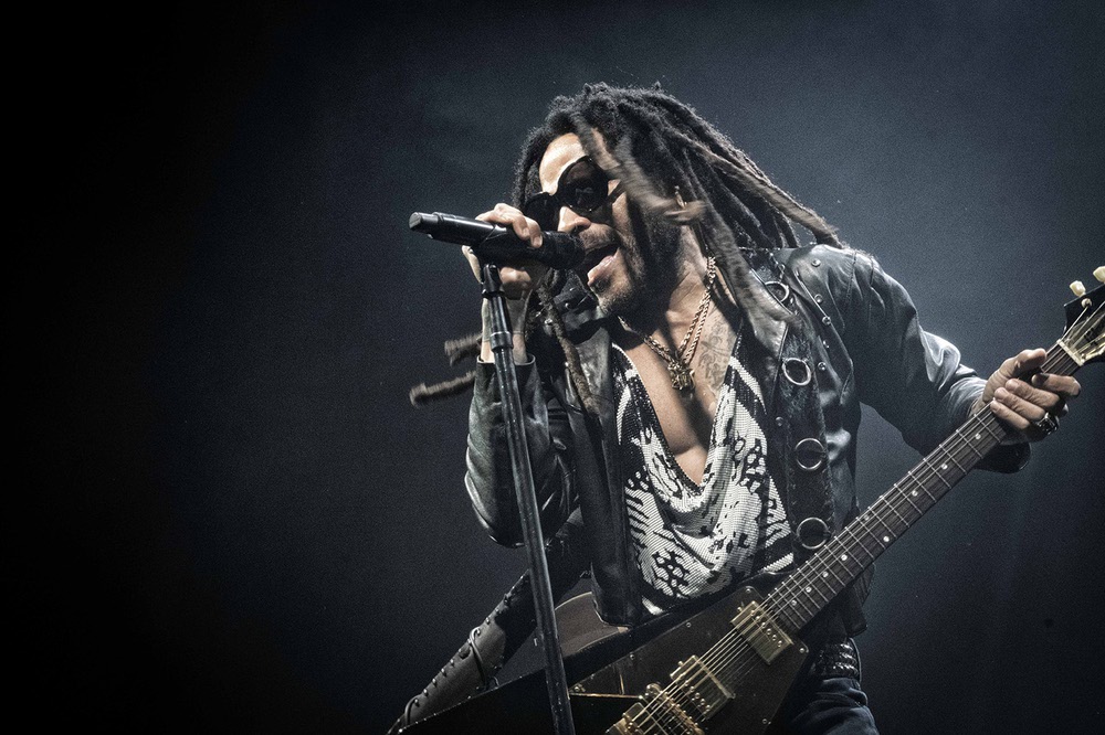 Lenny Kravitz ignites Dolby Live with timeless charisma and fresh energy